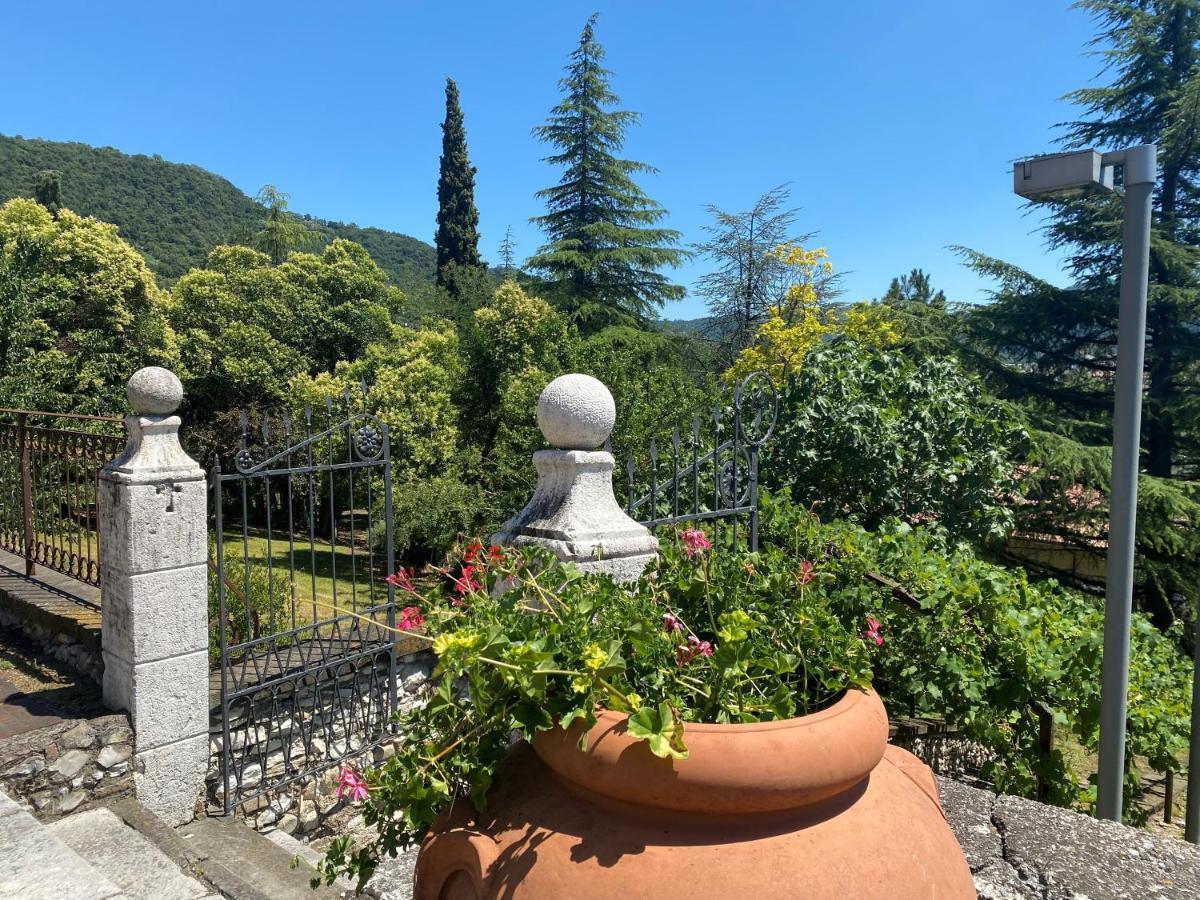 Residence Delle Tre Corone トレスコーレ・バルネアーリオ エクステリア 写真