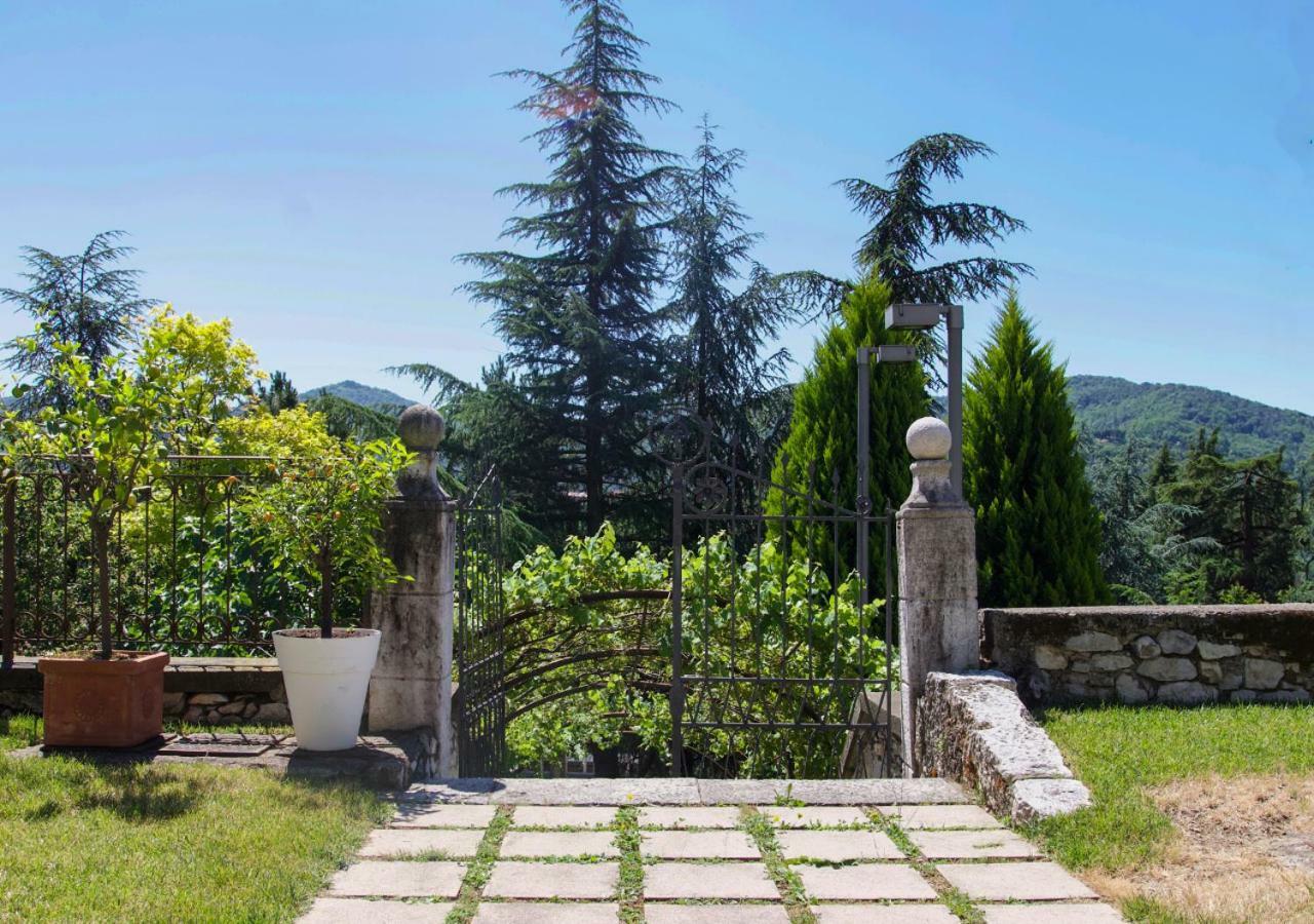 Residence Delle Tre Corone トレスコーレ・バルネアーリオ エクステリア 写真